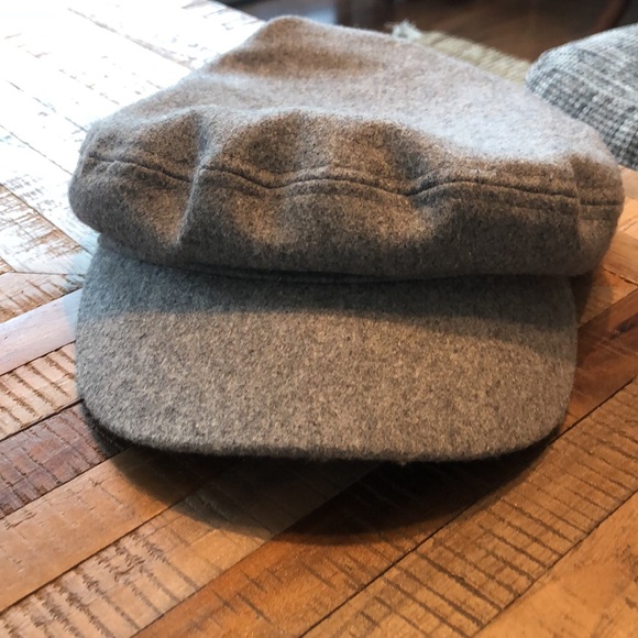 Wool, grey skipper cap - Picture 2 of 4
